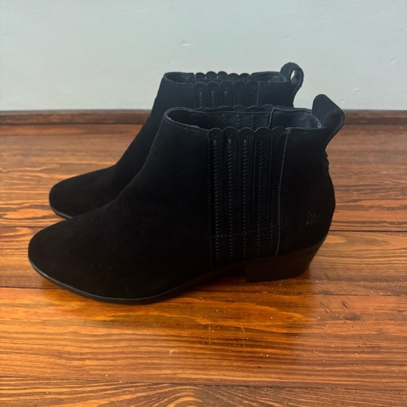 NEW Jack Rogers Black Liddy Suede Booties Size 8.5 New without Box - Picture 3 of 7